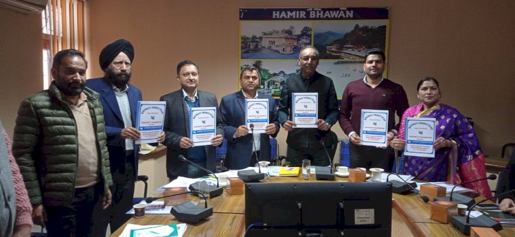 जिला हमीरपुर में 2002 करोड़ के ऋण देने का लक्ष्य : अमरजीत सिंह