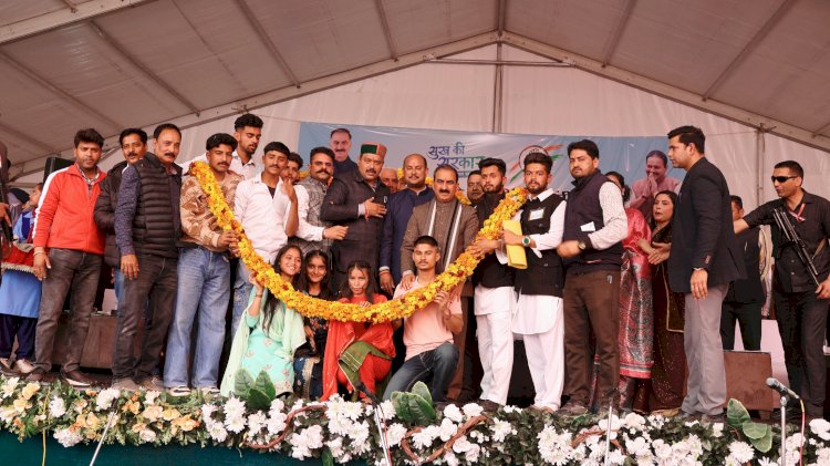 मुख्यमंत्री ने इंदौरा विधानसभा क्षेत्र में राजीव गांधी मॉडल डे बोर्डिंग स्कूल खोलने की घोषणा की