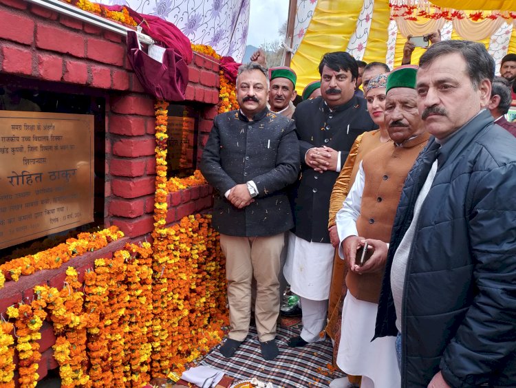 शिक्षा मंत्री ने कुपवी उपमण्डल के अंतर्गत टिक्कर क्षेत्र में किए एक करोड़ रुपये के लोकार्पण व शिलान्यास