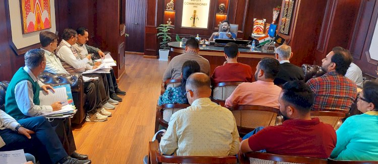 ऊना जिला के लिए बनेगा व्यापक सड़क सुरक्षा प्लान, डीसी ने संबंधित विभागों को 26 मार्च तक प्रस्ताव सौंपने के दिए निर्देश
