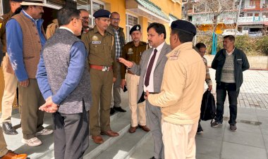 शिमला : जिला निर्वाचन अधिकारी ने फागु स्थित ईवीएम/वीवीपैट वेयरहाउस का किया निरीक्षण