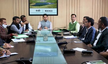 हिमाचल दिवस का जिला स्तरीय कार्यक्रम सेरी मंच पर