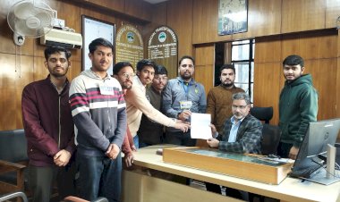 महाविद्यालयो की परीक्षाओं मे किया जा रहा नरेंद् मोदी का प्रचार, NSUI ने पेपर तैयार करने वाली Authority पर कड़ी कार्यवाही की मांग की