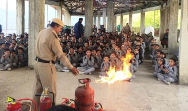 1905 में कांगड़ा में आई भीषण भूकंप त्रादसी की वर्षगांठ पर शिमला के विभिन्न स्थानों पर आयोजित की मॉक ड्रिल