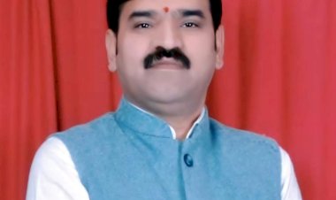 नौकरियां, मुंगेरीलाल के हसीन सपने जैसी : तिलक