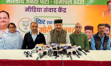 मुख्यमंत्री के कारण बिगड़ा सरकार का गणित : बलबीर वर्मा