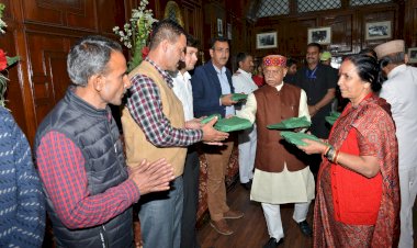 दुर्गाष्टमी के अवसर पर राजभवन में फलाहार ग्रहण कार्यक्रम का आयोजन