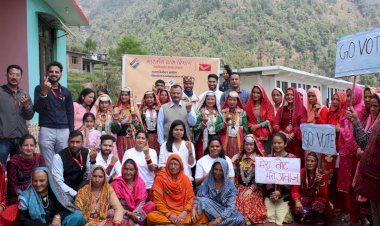 करेरी में नुक्कड़ नाटक के माध्यम से मतदाताओं को किया जागरूक