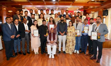 राज्यपाल ने हिमाचल के गौरव पुरस्कार-2024 प्रदान किए