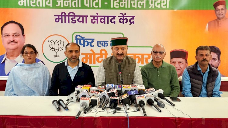 मुख्यमंत्री के कारण बिगड़ा सरकार का गणित : बलबीर वर्मा