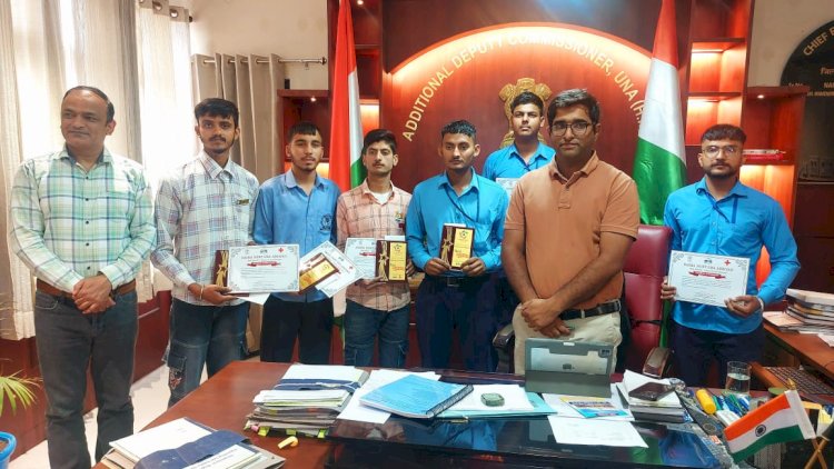 नशामुक्त ऊना अभियान के तहत रील कंटेस्ट के विजेता सम्मानित
