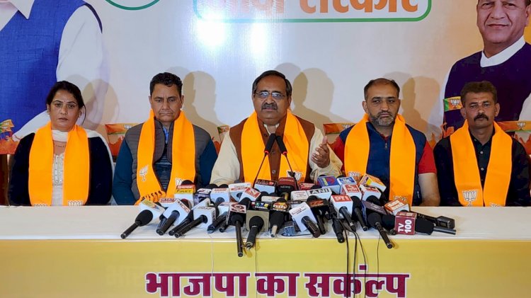 मुख्यमंत्री सुक्खू के नेतृत्व में चल रही फ्लॉप सरकार : रणधीर शर्मा