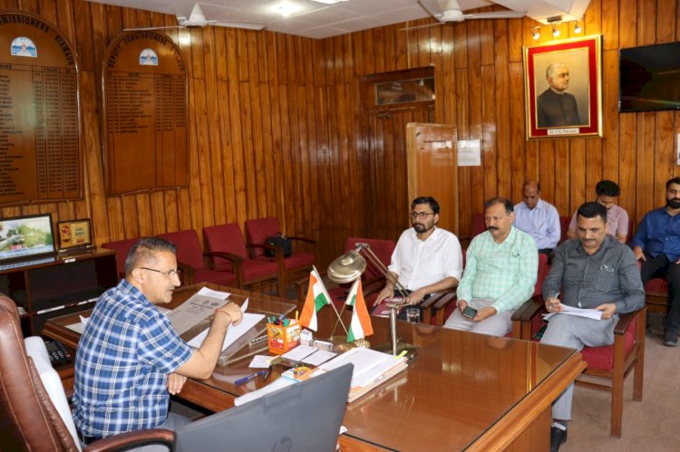 सिरमौर की विभिन्न सड़कों के ब्लैक स्पॉट होंगे ठीक, 2.81 करोड़ का प्रारूप तैयार : सुमित खिमटा