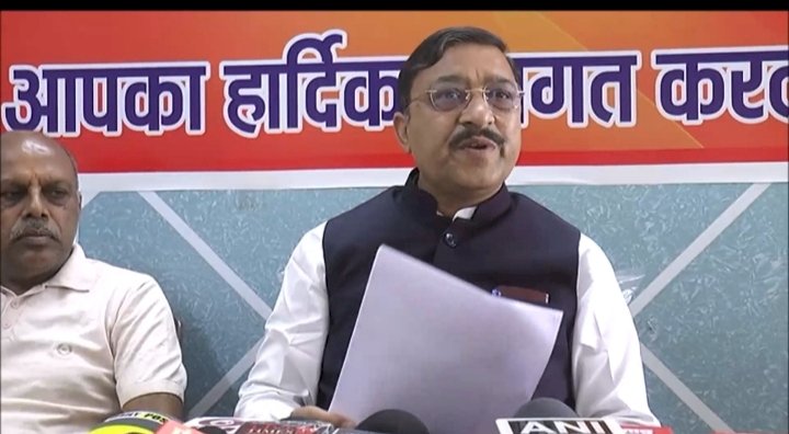 सांसद व BJP प्रत्याशी बोले झूठ की बुनियाद पर आगे बढ़ रही कांग्रेस, लोगों को दी गारंटियाँ पूरी नहीं कर पाई सरकार