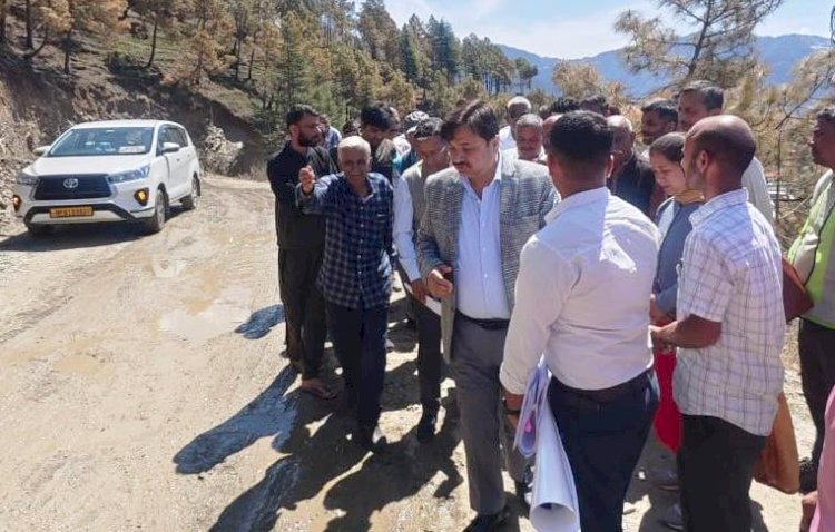 उपायुक्त ने किया चम्याणा के नजदीक एनएचएआई की डंपिंग साइट का निरीक्षण