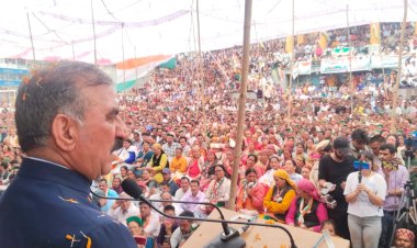 जेल की सलाखों के पीछे जाएंगे बिके हुए विधायक : मुख्यमंत्री