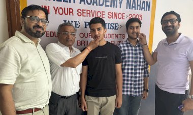 करियर अकादमी के 2 छात्रों ने एनडीए की परीक्षा उत्तीर्ण की