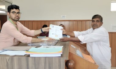 नामांकन के अंतिम दिन हमीरपुर जिले में 7 प्रत्याशियों ने भरे पर्चे