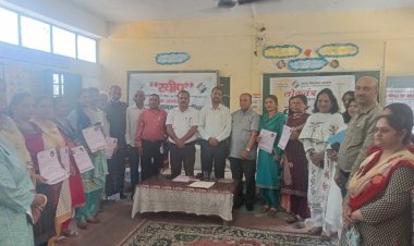 मतदाताओं से शत-प्रतिशत मतदान की अपील