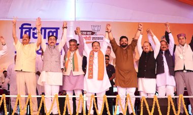 हिमाचल में जेपी नड्डा ने भरी चुनावी हुंकार, इंडी गठबंधन पर साधा निशाना