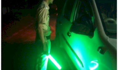 पुलिस ने मीनस बॉर्डर पर साढ़े तीन लाख की करंसी पकड़ी