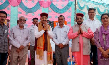 चुनावी नतीजो के बाद कांग्रेस के शहज़ादे चले जाएंगे छुट्टी पर विदेश : सुरेश कश्यप