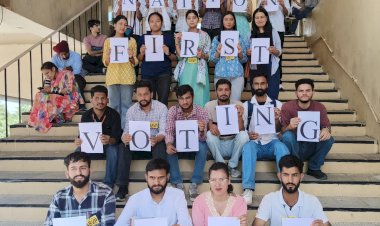 नेशन फर्स्ट - वोटिंग मस्ट के पोस्टर के माध्यम से दिया शत् प्रतिशत मतदान करने का संदेश - अभाविप