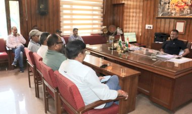 सभी राजनैतिक दल आदर्श आचार संहिता का पालन करें : सुमित खिमटा