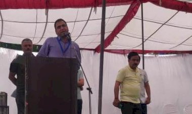 सामान्य पर्यवेक्षक ने घुमारवीं में लिया मतदान टीमों की रवानगी का जायजा