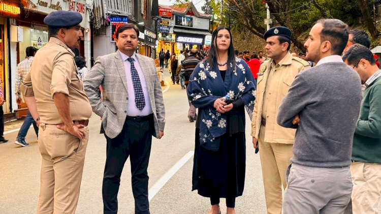 राष्ट्रपति दौरे को लेकर डीसी-एसपी ने मॉल रोड और गेयटी थिएटर का किया निरीक्षण
