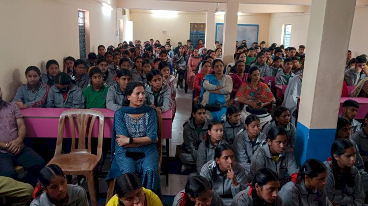 ओच्छघाट में किया मतदाताओं को जागरूक: डॉ. जगदीश चंद नेगी