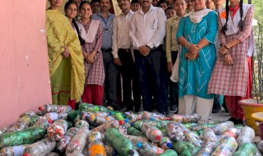 छात्रों ने 425 पॉली ब्रिक्स का निर्माण किया  सैनवाला जमा दो स्कुल में जारी है पर्यावरण गतिविधियां