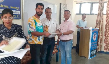 किसानों को दिया मशरूम उत्पादन का प्रशिक्षण