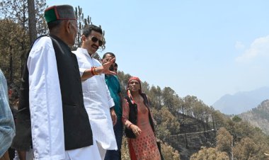 लोक निर्माण मंत्री ने करयाली के नराड़ व देवला के गढ़ की धार में आगजनी प्रभावितों से मिलकर जाना कुशलक्षेम