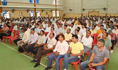 पीठासीन और मतदान अधिकारियों को दिया प्रशिक्षण