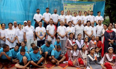 योग की हमारे बौद्धिक व शारीरिक विकास में है महत्वपूर्ण भूमिका : अजय सोलंकी