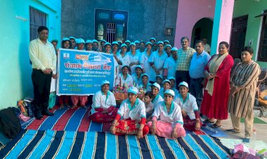 आरसेटी ने लोहारली की महिलाओं को सिखाया मोमबत्ती के उत्पाद बनाना