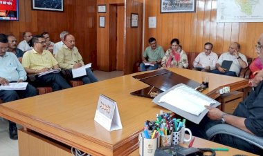 उपायुक्त अमरजीत सिंह ने की जिला स्तरीय समितियों की बैठक की अध्यक्षता