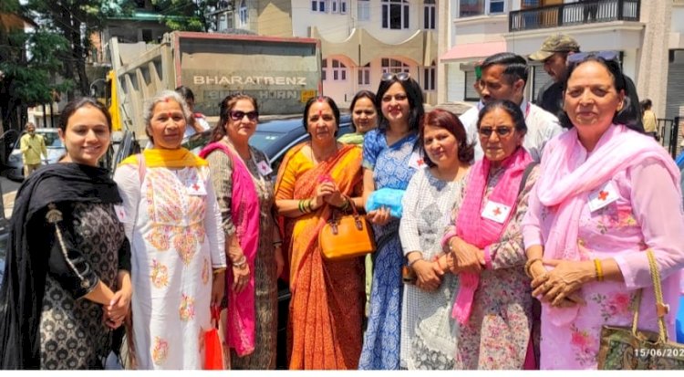 लेडी गवर्नर ने उड़ान संस्था के "विशेष योग्यता वाले बच्चों के साथ मनाया जन्म दिन