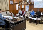 स्माईल योजना के क्रिन्यावन में देरी पर जिलाधीश ने दिए सख्त आदेश