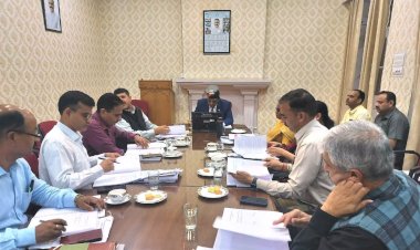 स्वास्थ्य मंत्री ने चिकित्सा मशीनरी और उपकरण खरीद प्रक्रिया में तेजी लाने के निर्देश दिए