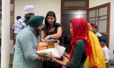 दशमेश रोटी बैंक की सेवा मुहिम जारी, 55 जरूरतमंद लोगों को बांटा राशन
