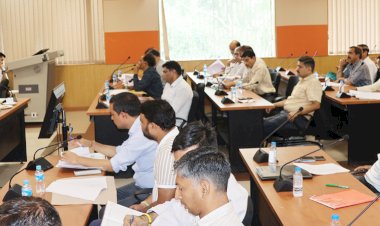 प्लानिंग के तहत विकास कार्यों के यूसी पोर्टल पर करें अपलोड..  कार्य आरंभ नहीं होने पर फंड्स करें वापिस: डीसी