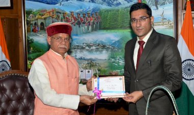 उपायुक्त चम्बा ने राज्यपाल से भेंट की