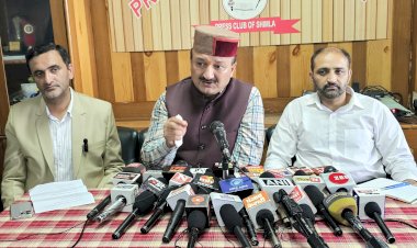 यूनिवर्सल कार्टन को बिना तैयारी के आनन फानन में लागू करने के कारण प्रदेश को पांच हजार करोड़ की आर्थिकी देने वाली सेब बागवानी खतरे में : भाजपा