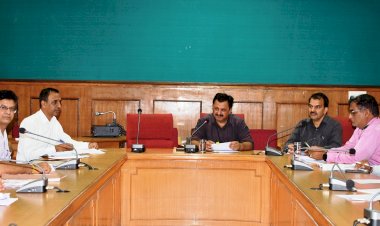 ज़िला स्तरीय सार्वजनिक वितरण समिति एवं ज़िला स्तरीय सतर्कता समिति की समीक्षा बैठक आयोजित