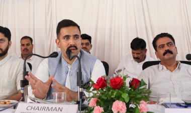 मंडी के विपाशा सदन में आयोजित हुई जिला जन शिकायत निवारण की पहली बैठक