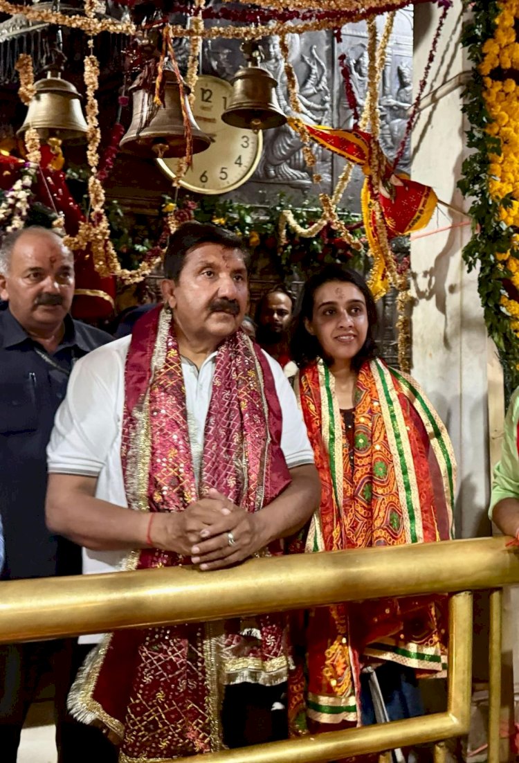 उपमुख्यमंत्री ने ज्वालाजी मंदिर में नवाया शीश.... राज्य के प्रमुख मंदिरों को ई-कनेक्टिविटी सुविधा से जोड़ा जाएगाः अग्निहोत्री