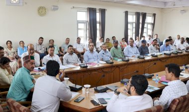 विकास कार्यों में देरी पर अधिकारियों की जबावदेही भी होगी तय: पठानिया