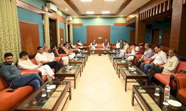 भाजपा विधायक दल की बैठक में. विधानसभा सत्र को लेकर हुई  चर्चा